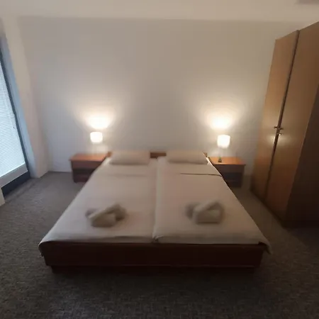 And Mn, Affittacamere 3*