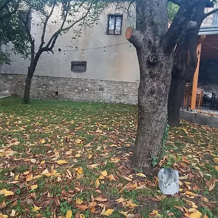 And Mn, Pensión *