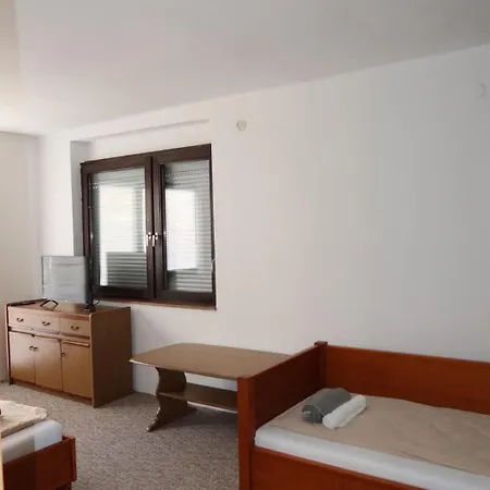 And Mn, Affittacamere