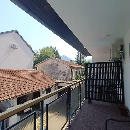 And Mn, Guest house Konjic